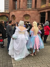 Cosplay-Frauen.jpg